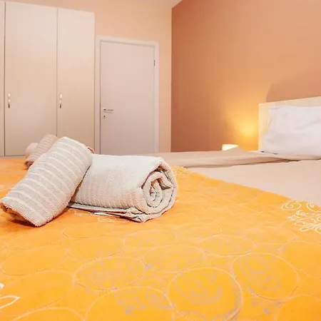 Elevated Living Lejlighed *